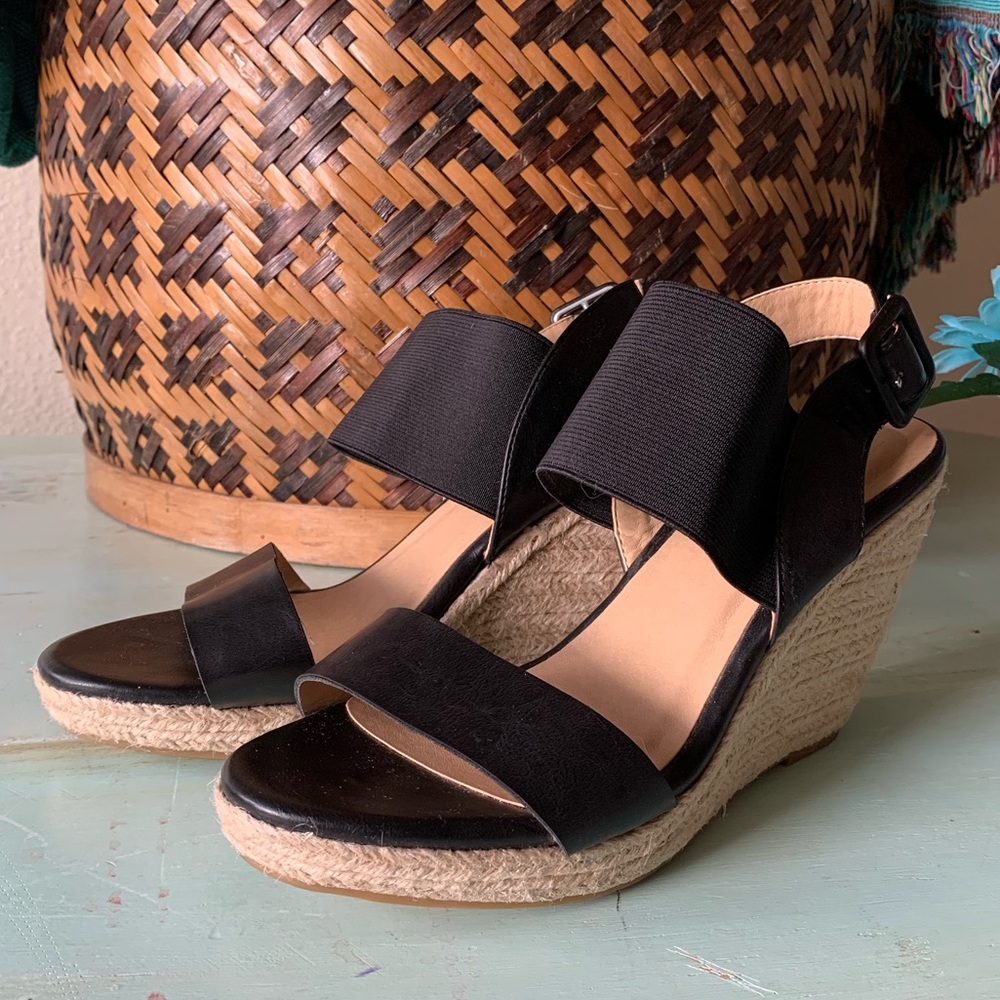Nine West Lizzy Black Stretch Strap Wedge Sandal 8